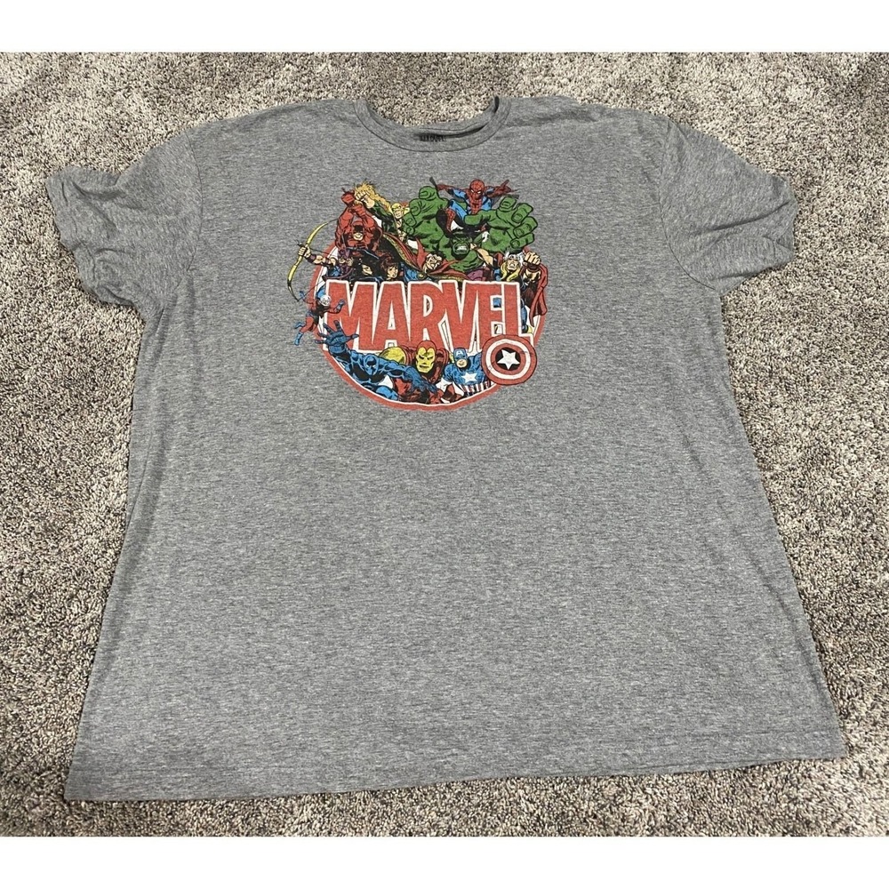 Marvel Graphic T-Shirt Avengers Superheroes Grey 2X Excellent